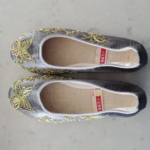 Grey Ballet Flats With Gold Detailing, Size 7.5